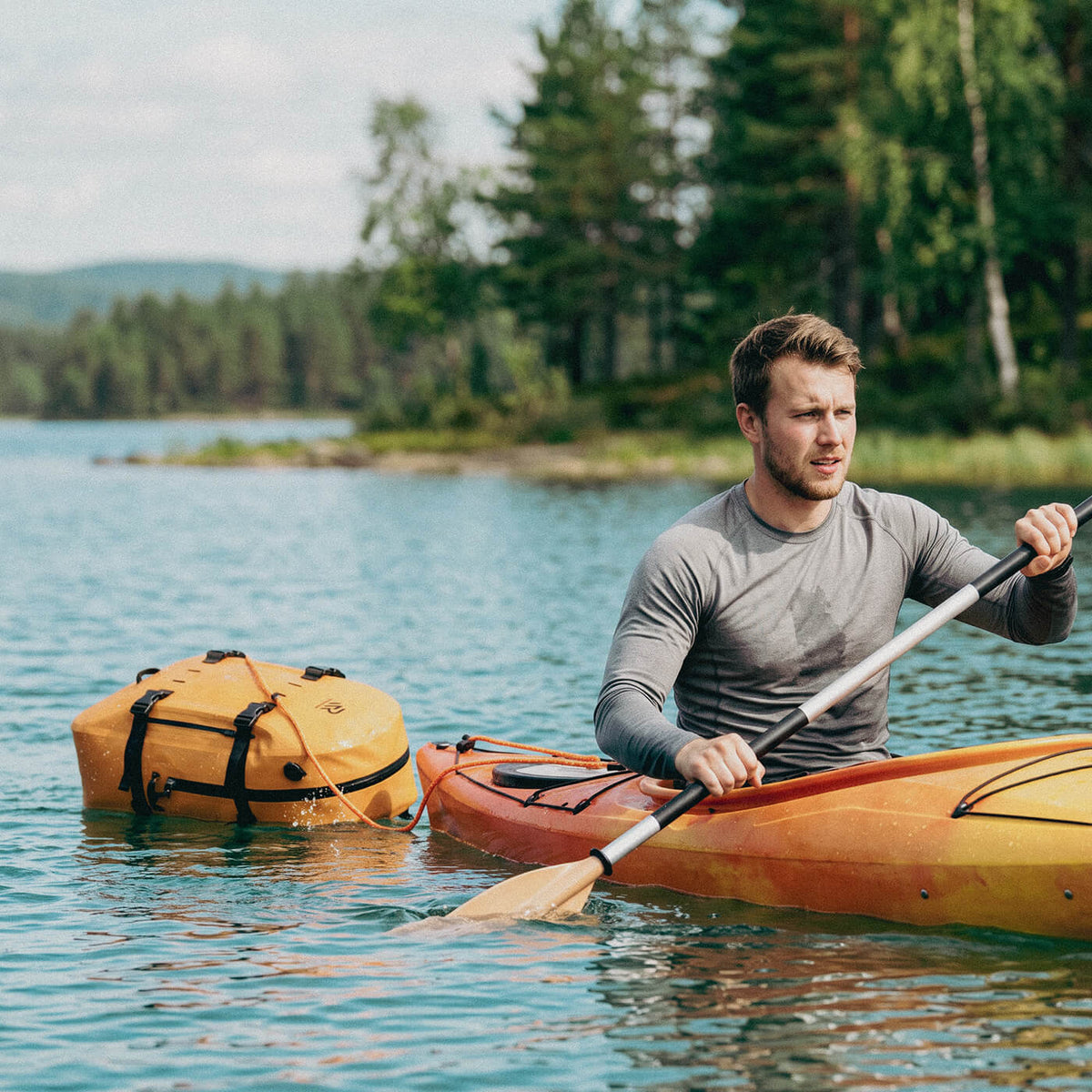RIVONOVA floating waterproof backpack for kayaking