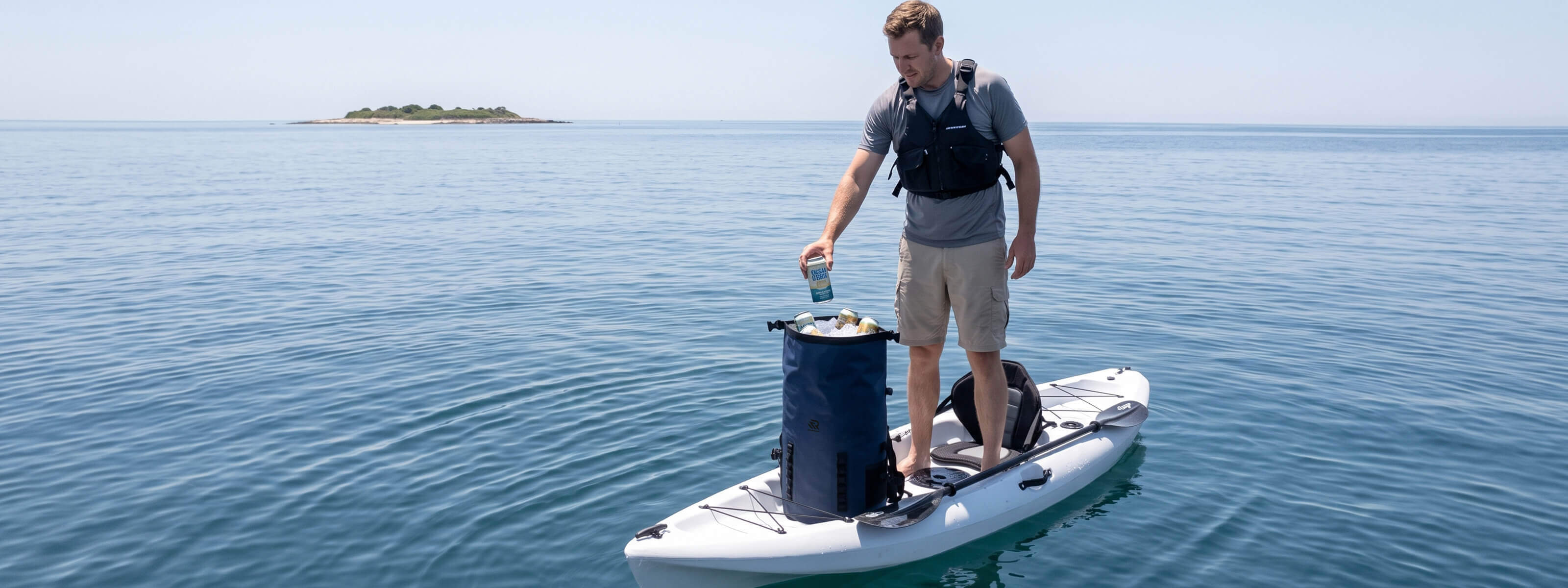 RIVONOVA roll-top backpack cooler for water sports