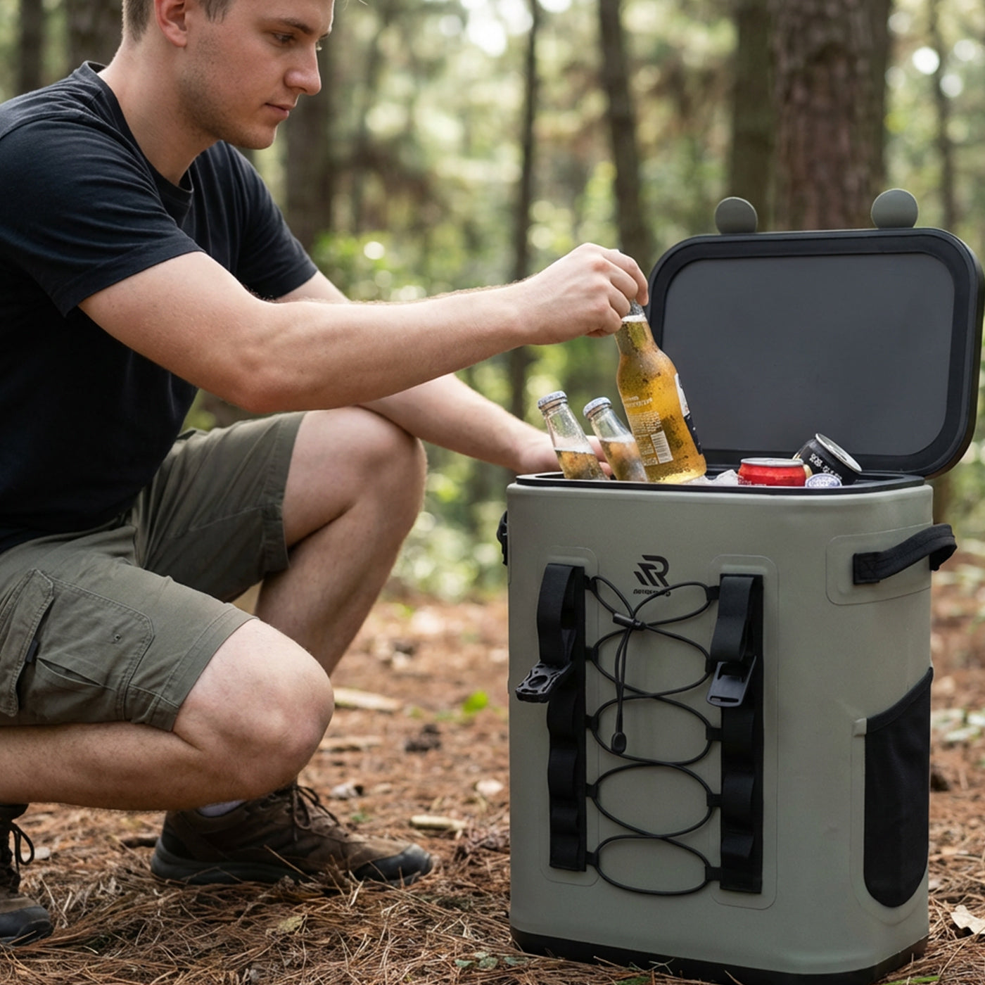insulated magnetic cooler for camping