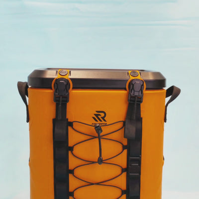 video of one-handed open the rivonova magnetic soft cooler
